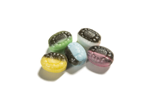 Hårdkaramellen powder packed liquorice & fruit mix