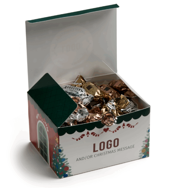 Christmas giftbox med Mora motiv fylld med Borgstenas chokladmix